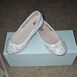 SO White Lace Dress Shoes
